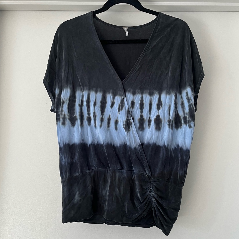 Young, Fabulous & Broke | Tie Dye Short Sleeve Blouse | Blue | S